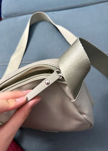 LC Waikiki kadın yeşil kol çantası - Görsel 4