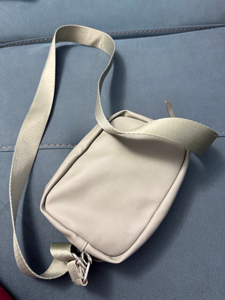 LC Waikiki kadın yeşil kol çantası - Görsel 3