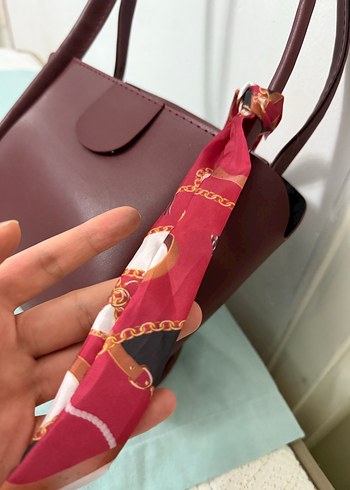 Fularli en cantasi dudak kalemi hediyeli - Görsel 6