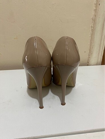 35 Beden Stiletto