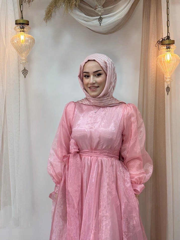 Pembe Uzun Kollu Bağlama Desenli Tesettür Abiye - Görsel 3