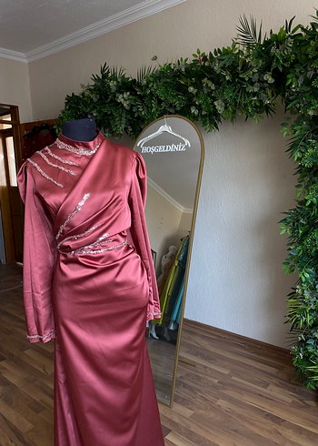 Bordo İşlemeli Uzun Kollu Abiye Elbise tesettür kuyruklu - Görsel 6