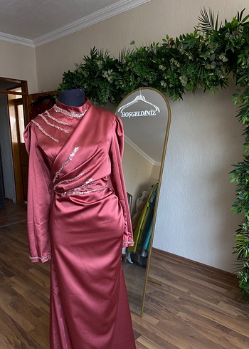 Bordo İşlemeli Uzun Kollu Abiye Elbise tesettür kuyruklu - Görsel 7