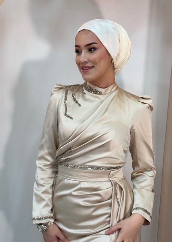 Bej Uzun Kollu V Yaka Nakışlı Abiye Elbise tesettür - Görsel 6