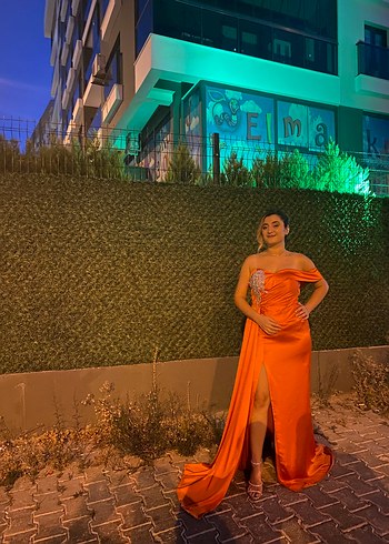 Straplez Parlak Turuncu Uzun Kadın Abiye - Görsel 9