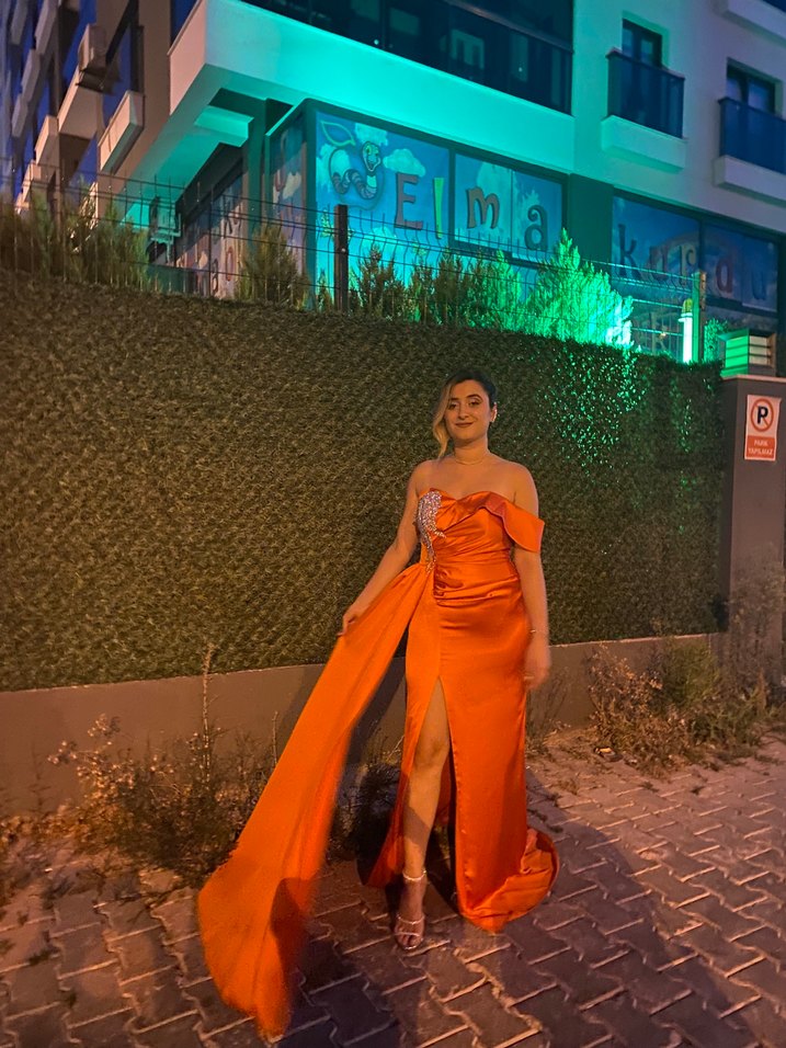 Straplez Parlak Turuncu Uzun Kadın Abiye - Görsel 5