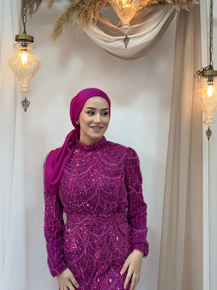 Mor Drapeli Uzun Abiye Elbise 
Tesettür - Görsel 4