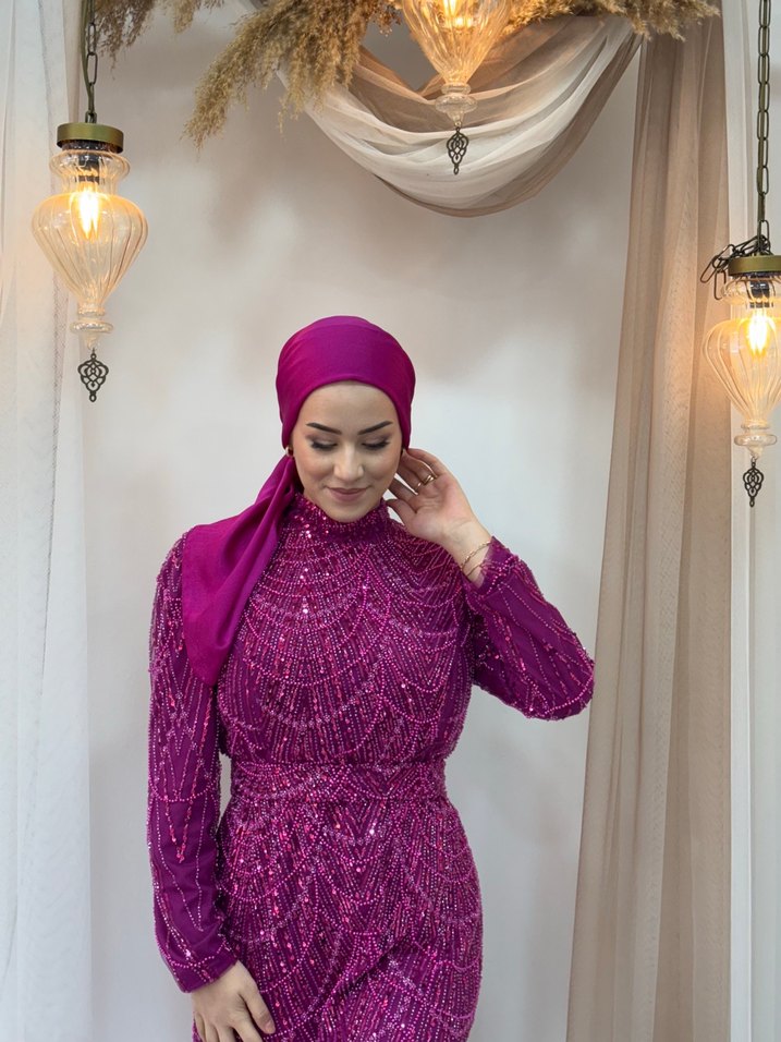 Mor Drapeli Uzun Abiye Elbise 
Tesettür - Görsel 5