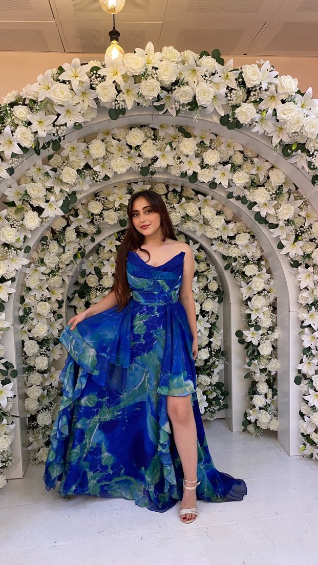 Mavi Drapeli Uzun Abiye Elbise dilan polat abiyesi - Görsel 2