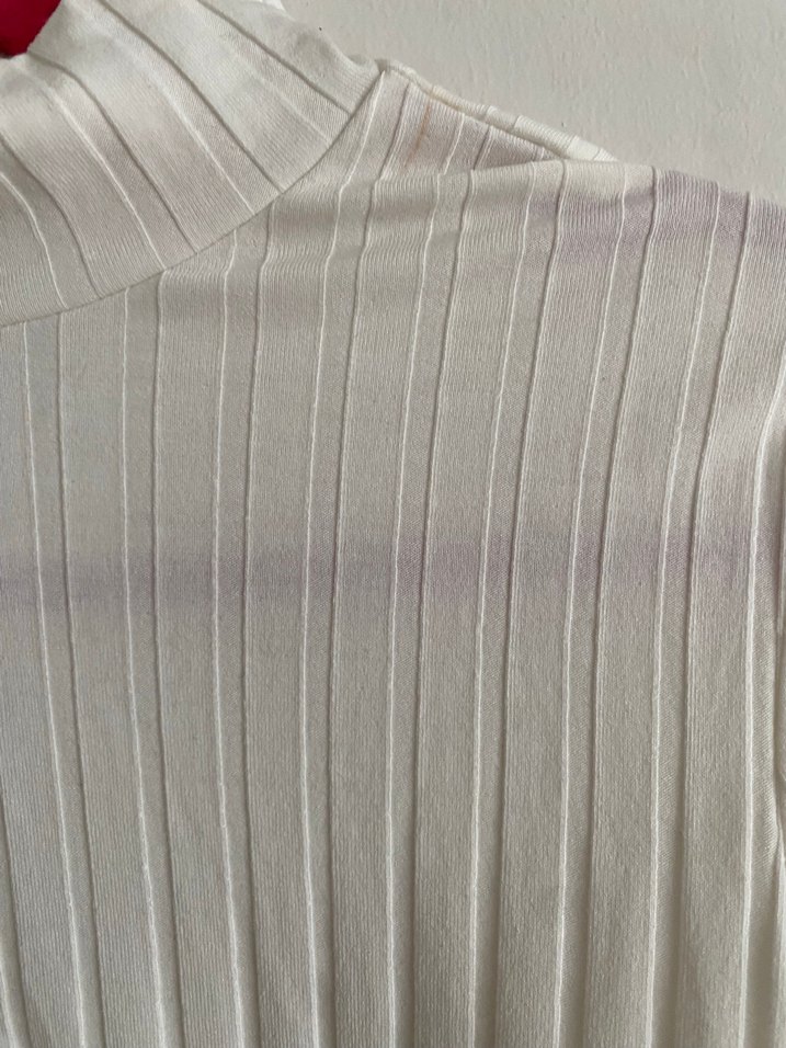 Beyaz Kadın Piliseli Yarım Boğazlı Triko - Görsel 3