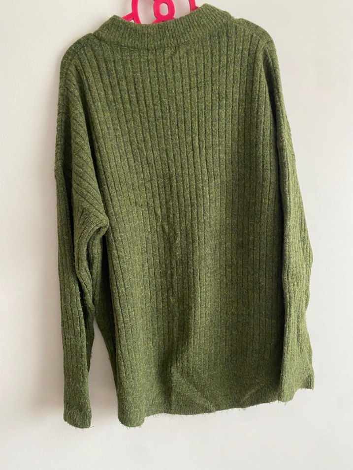 Yeşil Boğazlı Salaş Triko Kazak - Görsel 4