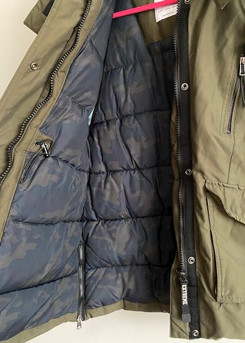 Kürk Detaylı Kadın Kışlık Mont Bershka - Görsel 4