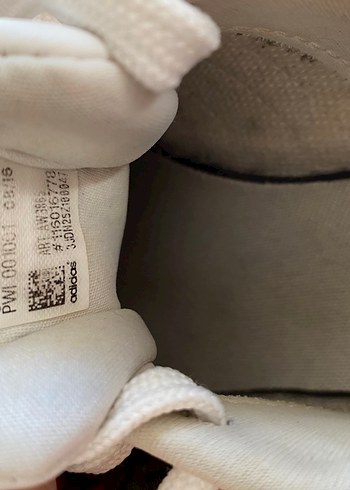 Beyaz Bağcıklı Adidas Spor Ayakkabı - Görsel 4