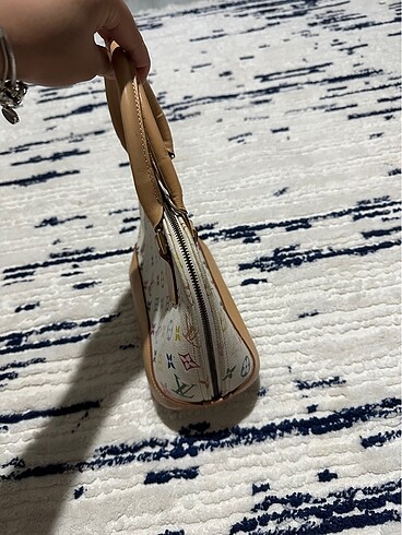 Louis Vuitton Çanta