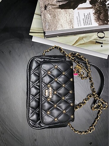 GUESS Çanta