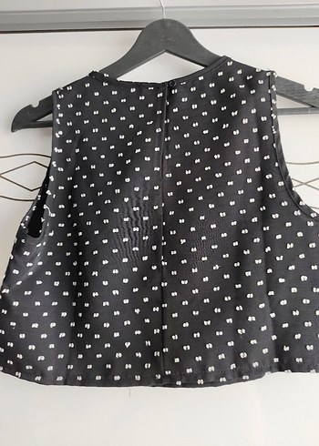 Zara Siyah Puantiyeli Kolsuz Crop Top