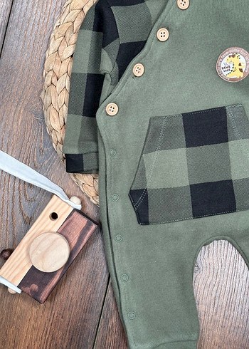 Düğmeli Kareli Erkek Bebek Tulum - Görsel 7