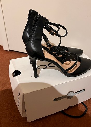 Siyah Deri Tokalı İnce Topuklu Kadın Ayakkabı - Görsel 5