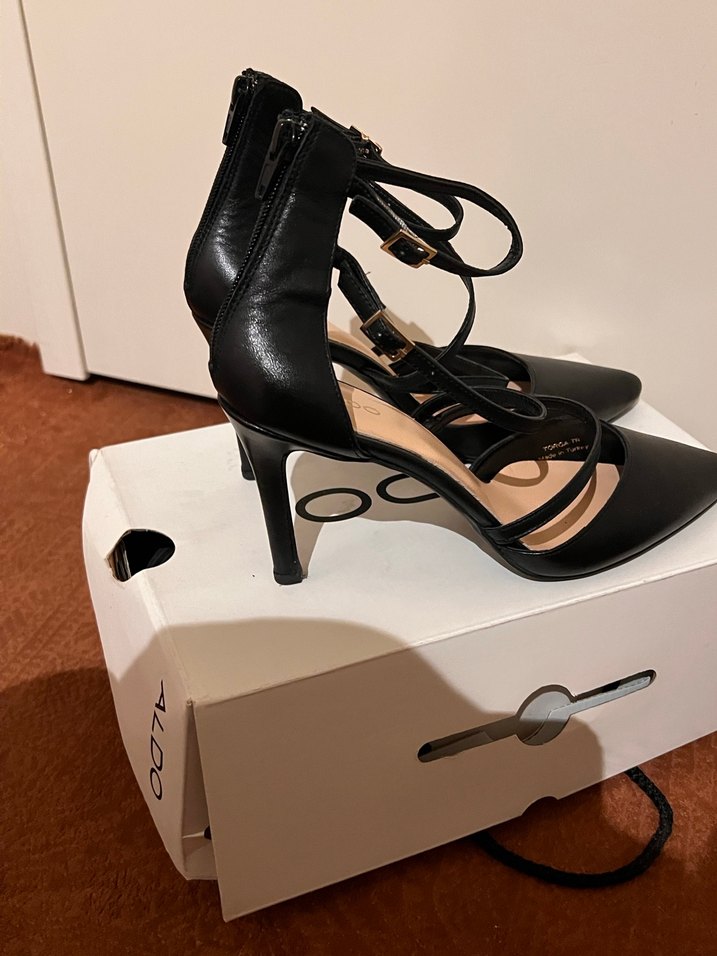 Siyah Deri Tokalı İnce Topuklu Kadın Ayakkabı - Görsel 5