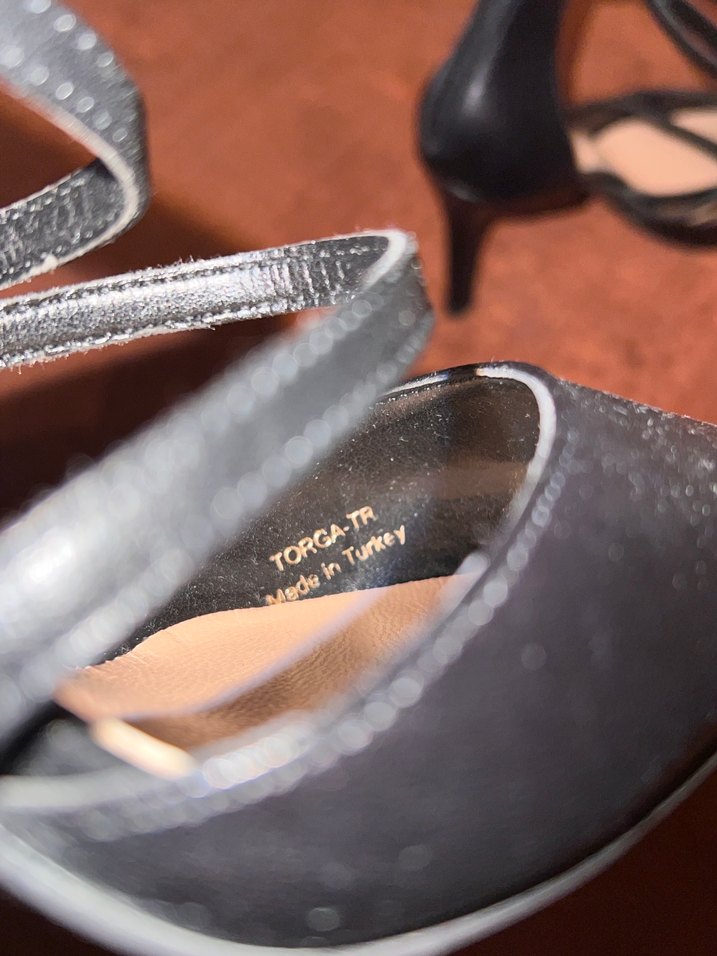 Siyah Deri Tokalı İnce Topuklu Kadın Ayakkabı - Görsel 3