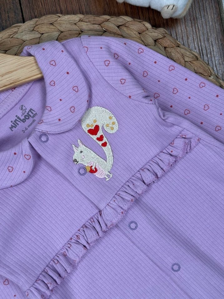Mor Nakışlı Düğmeli Bebek Kız Tulum - Görsel 2