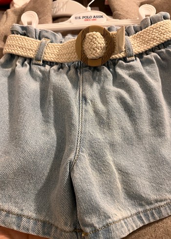 Kadın Mavi Kemerli Mini Denim Şort - Görsel 5