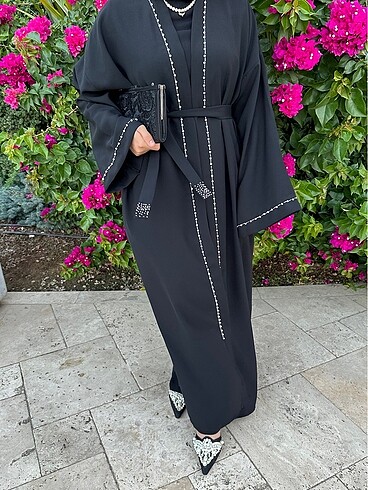 İNCİ ABAYA