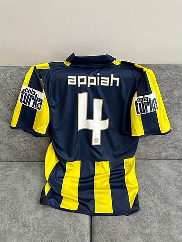 Fenerbahçe 100. Yıl iç saha ?Stephen Appiah? forması