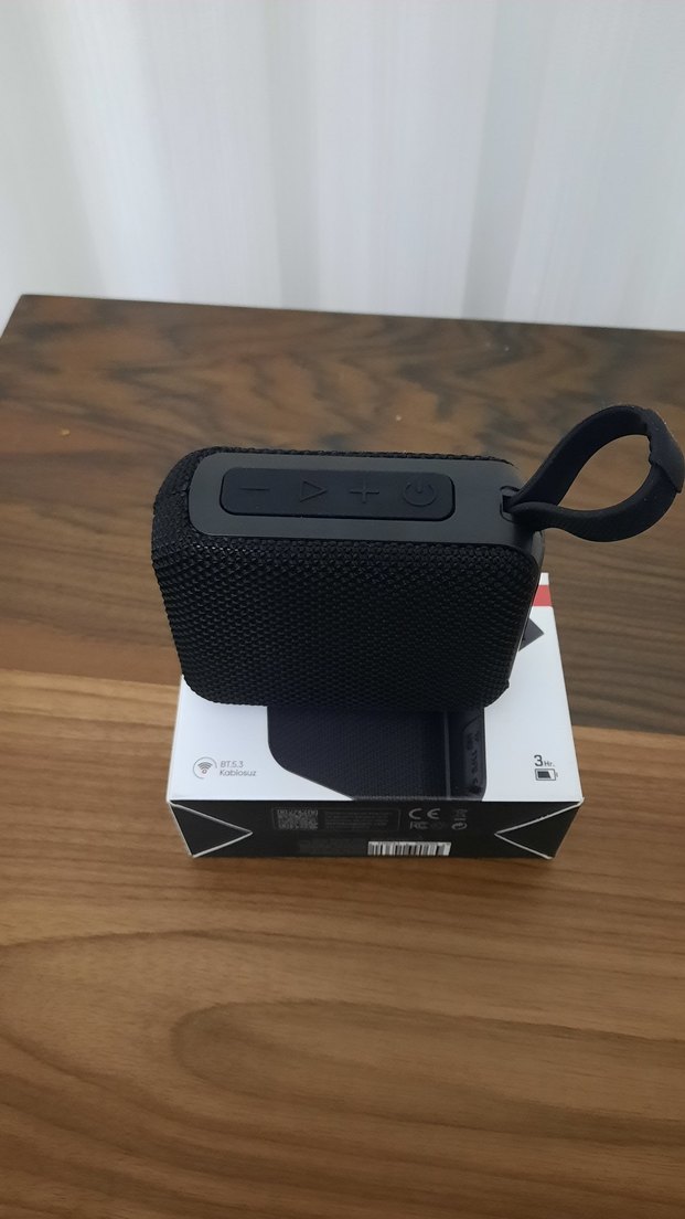 Qsonic Siyah Bluetooth Hoparlör 5W - Görsel 3
