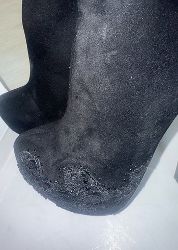 Siyah Süet Nakışlı Stiletto Topuklu Bot - Görsel 2