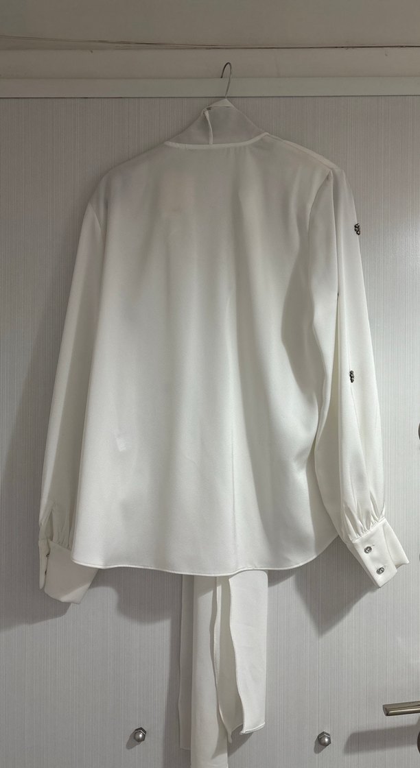 İşlemeli Beyaz Kadın Gömlek - Görsel 5