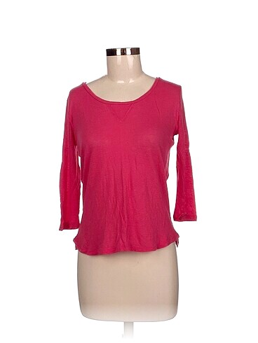 Mango T-shirt %70 İndirimli.