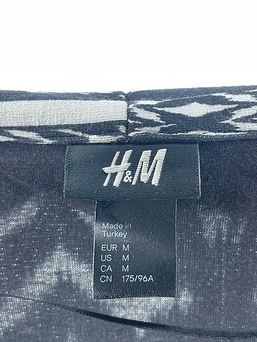 m Beden çeşitli Renk H&M Hırka %70 İndirimli.