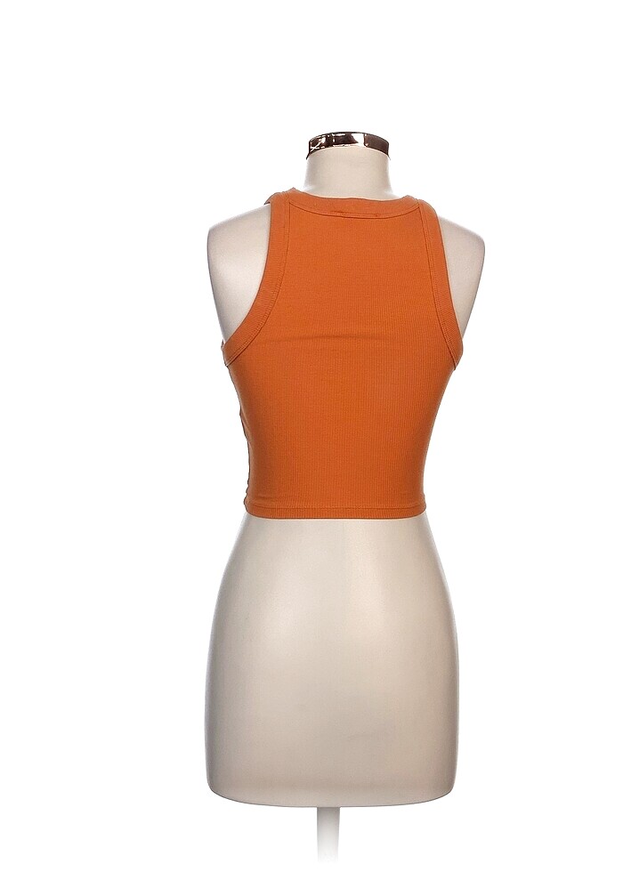 Bershka T-shirt %70 İndirimli. - Görsel 3