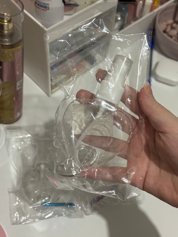 Kalp Şekili Parfüm Şişesi  - Görsel 3