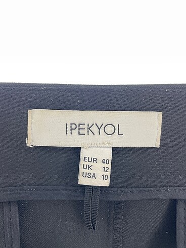 40 Beden siyah Renk ipekyol Düz Kesim %70 İndirimli.
