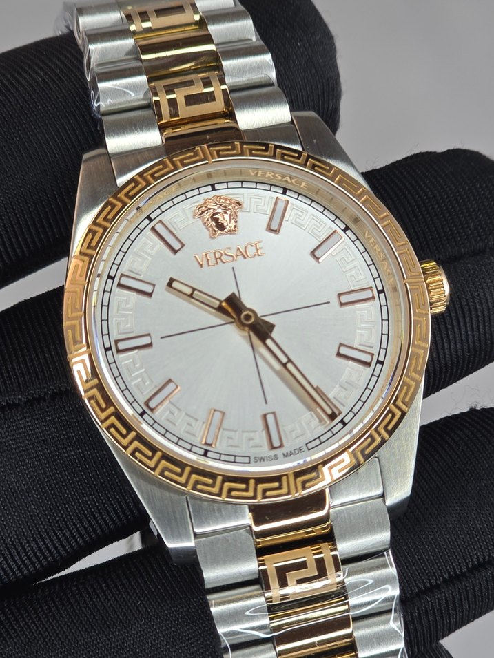 Versace Kadın Modern Klasik Kol Saati - Görsel 3