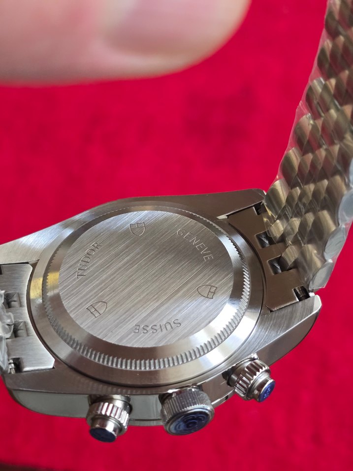 Tudor Black Bay Pink Dial Kol Saati - Görsel 5