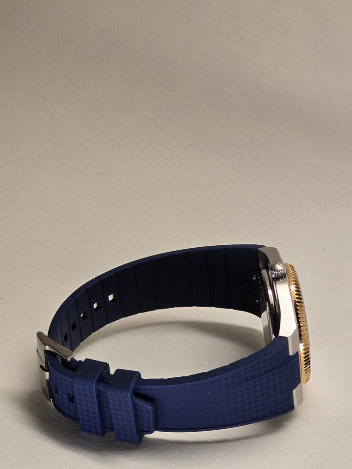 TISSOT PRX40 KORDON SİLİKON LACİVERT - Görsel 5