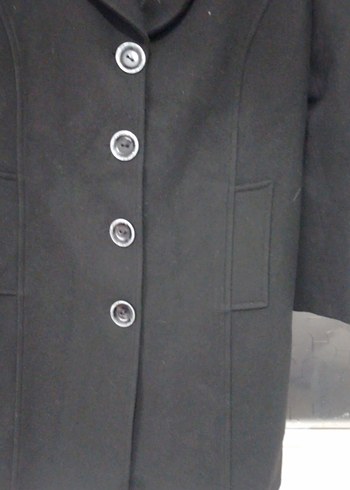 Düğmeli Siyah Klasik Kaban - Görsel 3