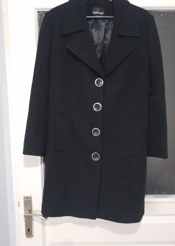 Düğmeli Siyah Klasik Kaban - Görsel 4