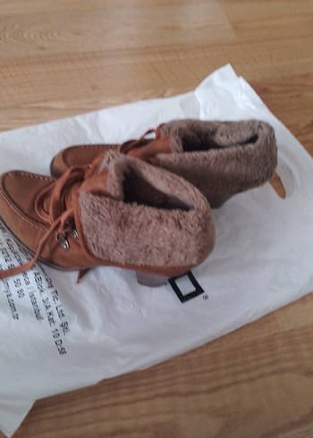 Kahverengi Süet Kürklü Kadın Dolgu Topuk Bot - Görsel 6