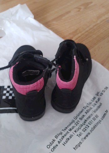 Tokalı Siyah Kauçuk kız Çocuk Botu Polaris Marka - Görsel 3