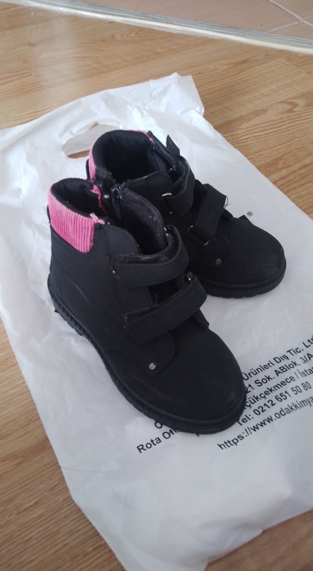 Tokalı Siyah Kauçuk kız Çocuk Botu Polaris Marka - Görsel 4