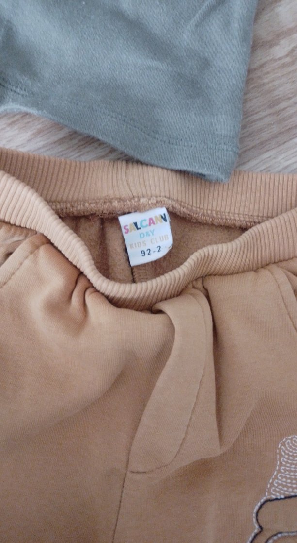 5 parça 60 tl.Sarı Nakışlı Kız Çocuk Polar Eşofman Takımı, - Görsel 4