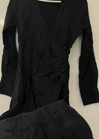 Uzun V Yaka Siyah Keten Elbise - Görsel 6