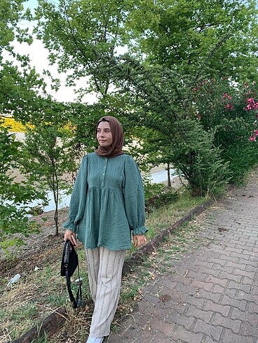 Yeşil gömlek