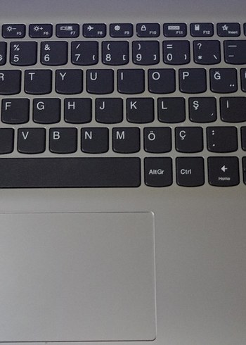 Sıfır Ayarında Lenovo IDEAPAD1 Laptop - Görsel 2