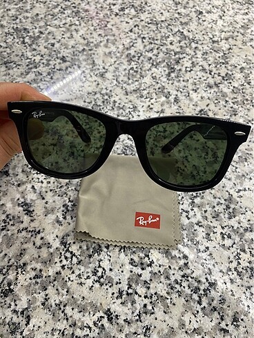 Ray-Ban gözlük