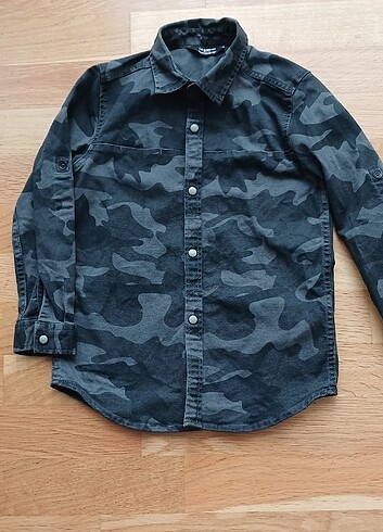 Erkek Cocuk Kamuflaj Desen Kot Denim Gomlek
